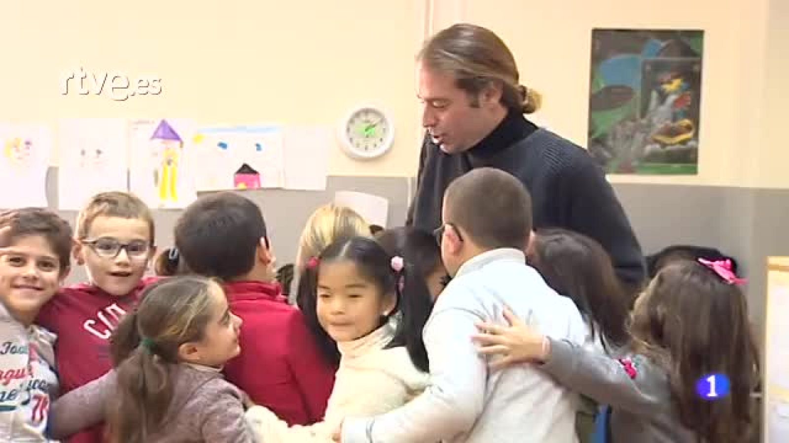 Con su magia, Xuxo Ruiz aspira a convertirse en el mejor profesor del mundo | Ver