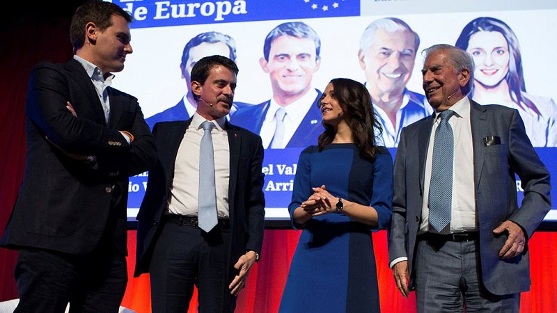 Manuel Valls y Vargas Llosa postulan a Arrimadas como presidenta para "derrotar al nacionalismo"