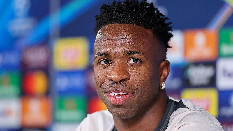 Vinicius: "Ojalá podamos renovar cuanto antes, quiero seguir haciendo historia con este club"