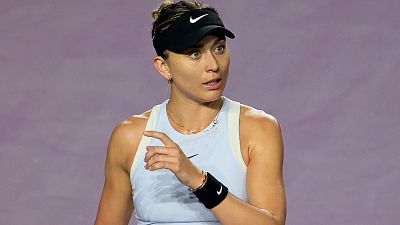Badosa abandona Indian Wells al persistir sus problemas de espalda; Davidovich y Bouzas caen eliminados