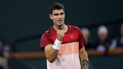 Alcaraz derrota a Shapovalov y contina defendiendo su ttulo en Indian Wells