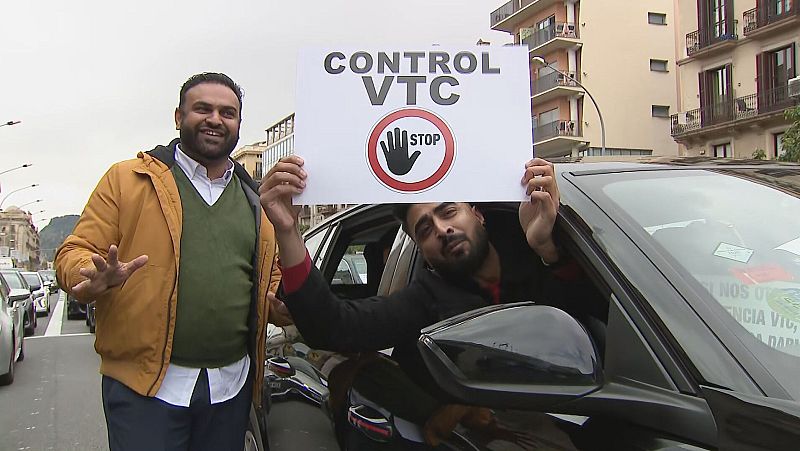 El sector de les VTC protesta contra la nova llei que regularà el transport al sector