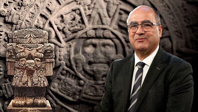 El arqueo?logo mexicano Leonardo Lo?pez Luja?n.