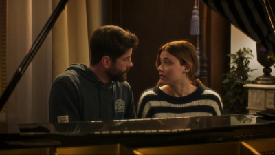 Los actores Luis Fernndez y Nicole Wallace en 'Un ao y un da'.