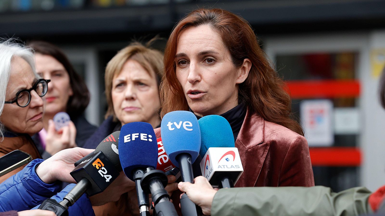 COVID: Mónica García asegura que Ayuso priorizó la "propaganda" - La hora de La 1 | Ver