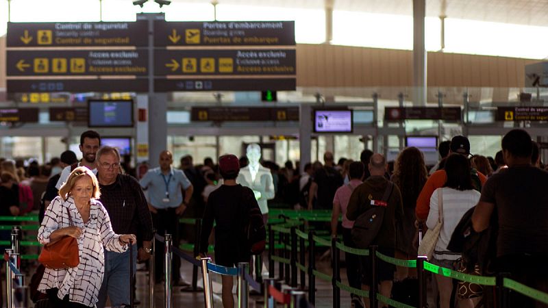 Desconvocan la huelga de empleados de Iberia en el aeropuerto de El Prat