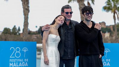 Julio Medem y los actores Ana Rujas y Javi Rey han presentado en Mlaga la pelcula '8' (EFE/Daniel Prez)