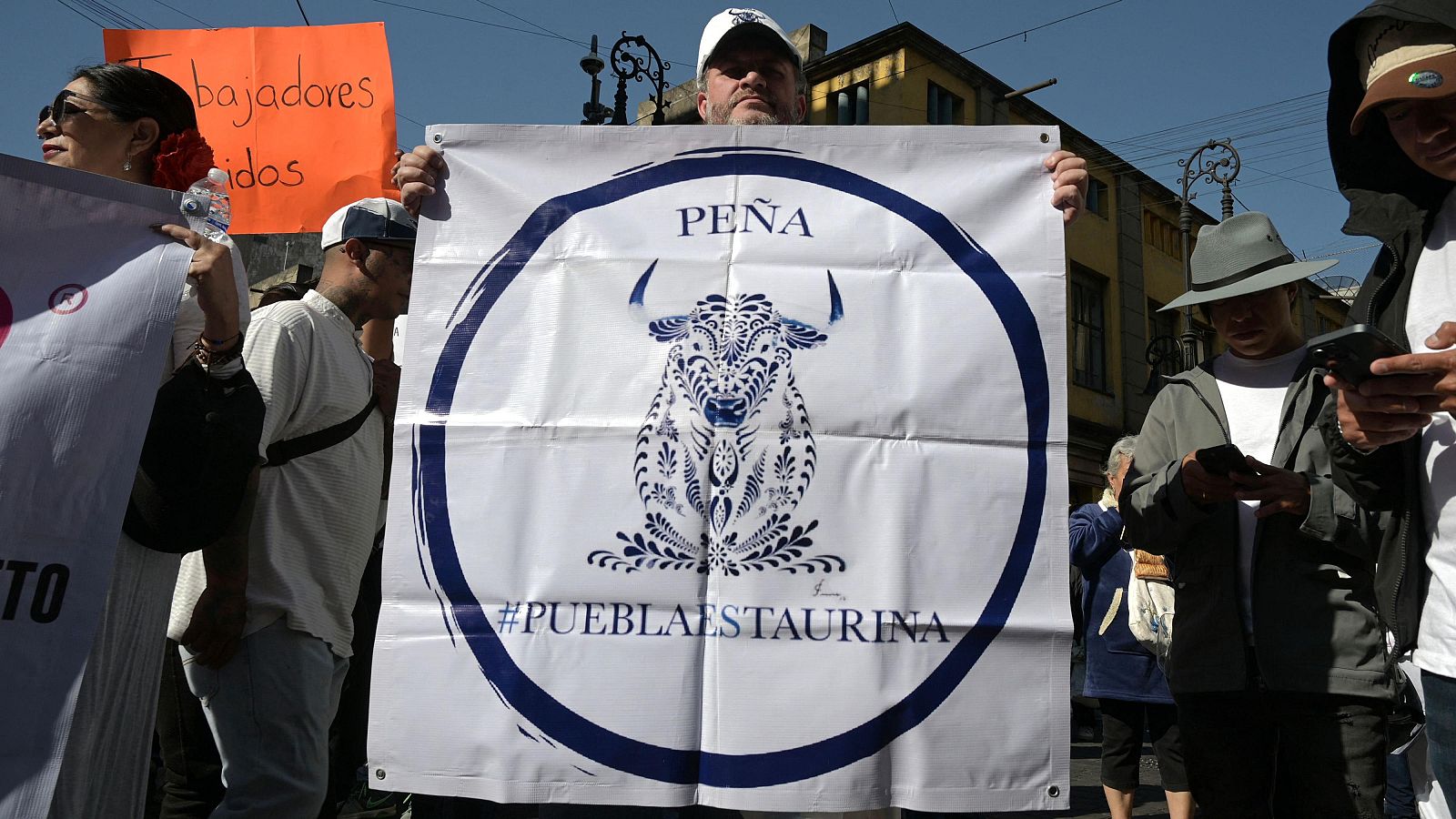 Ciudad de México aprueba las corridas de toros "sin sangre" | Ver