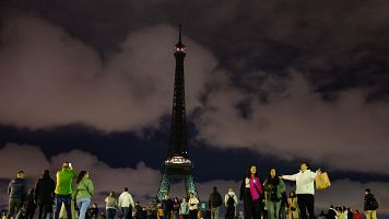 La Hora del Planeta 2025: Pars apaga la Torre Eiffel
