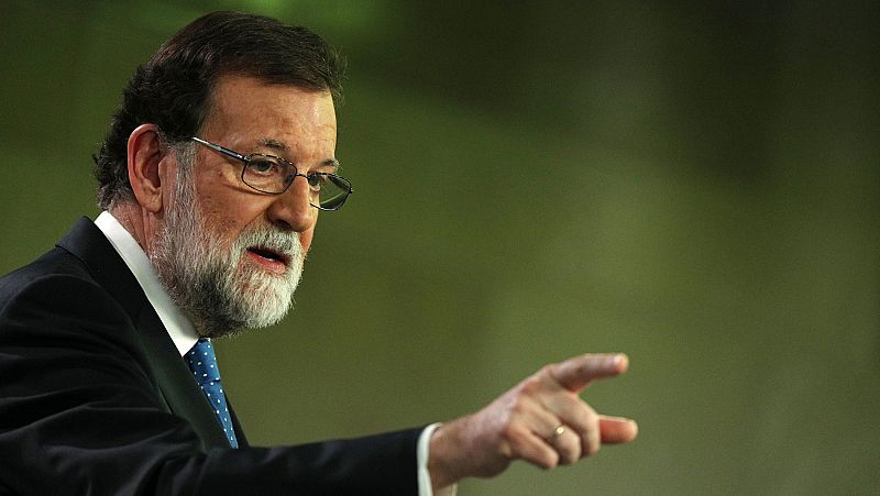 Rajoy rechaza el encuentro con Puigdemont y ofrecerá al nuevo Govern "diálogo constructivo y realista"