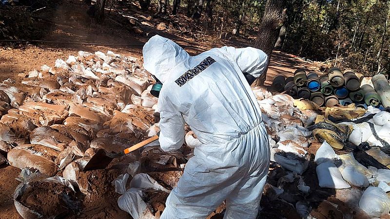 "Gana 20.000 pesos por dos horas de trabajo a la semana": las ofertas de los narcos para reclutar a jóvenes en México