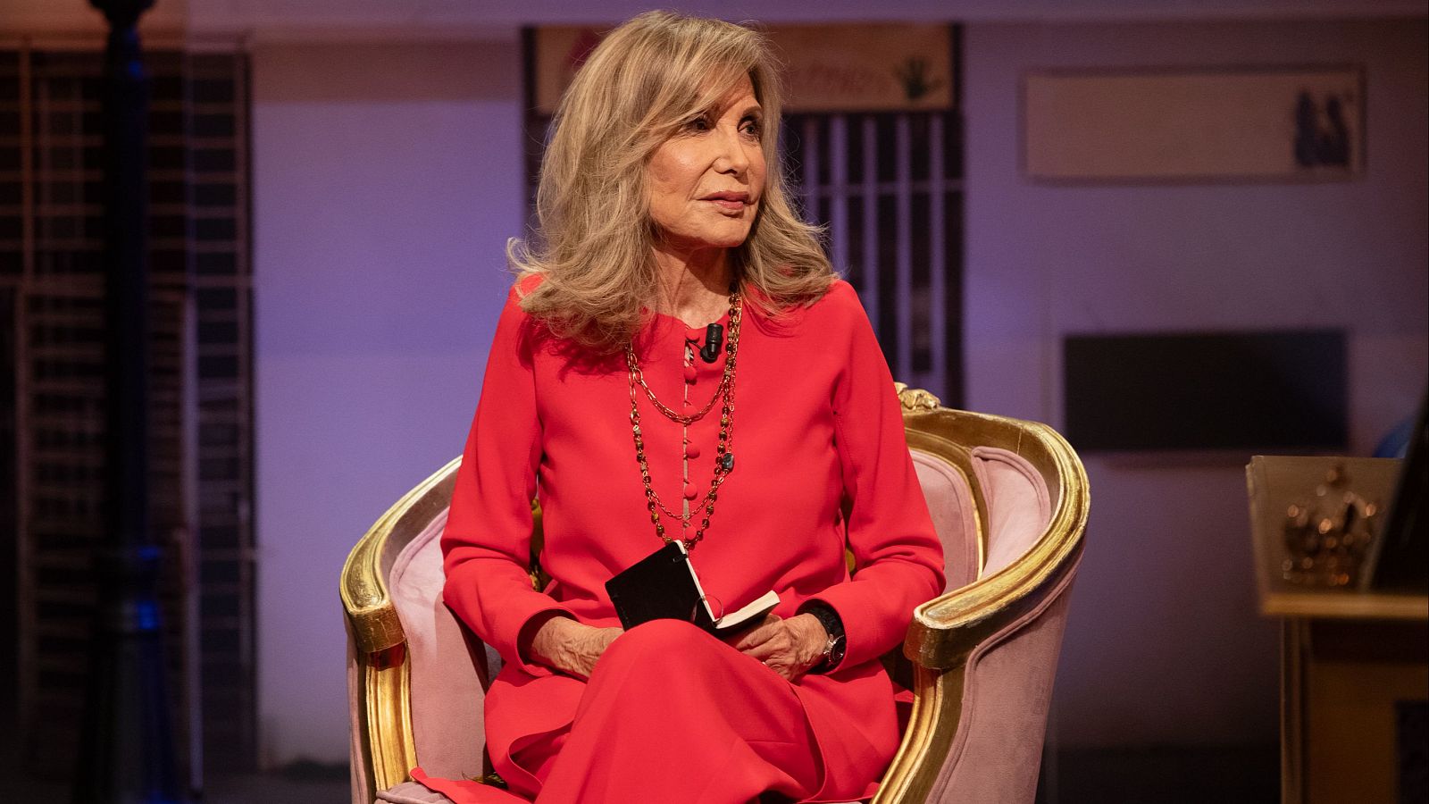 Pilar Eyre: "Quiero ser una vieja indigna" - Al cielo con ella | Ver