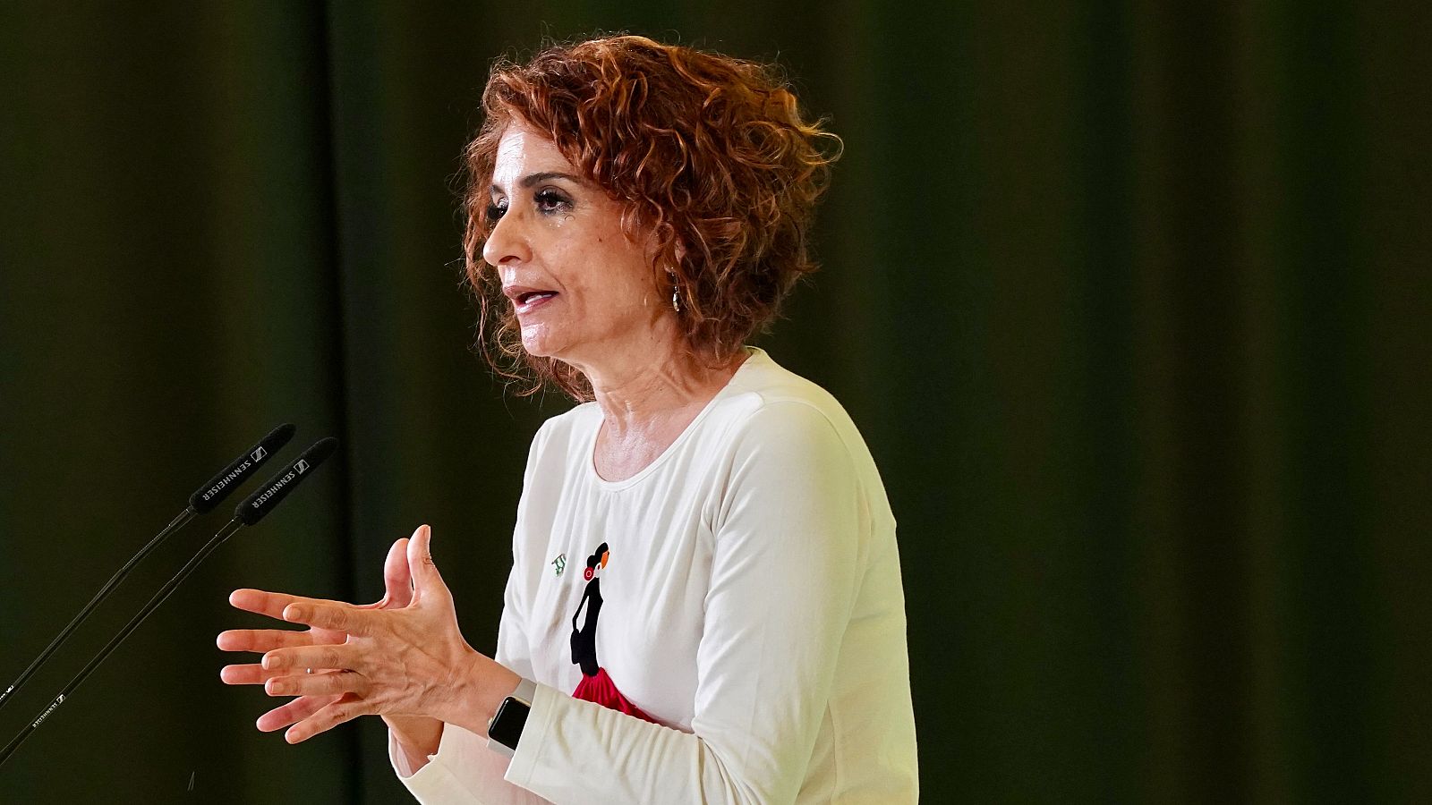 El PP insta a Montero a dimitir por "menospreciar" la presunción de inocencia | Ver