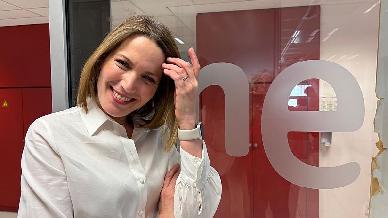 Silvia Intxaurrondo se estrena como escritora con 'Solas en el silencio': "Donde haya noticia, yo voy a ir"