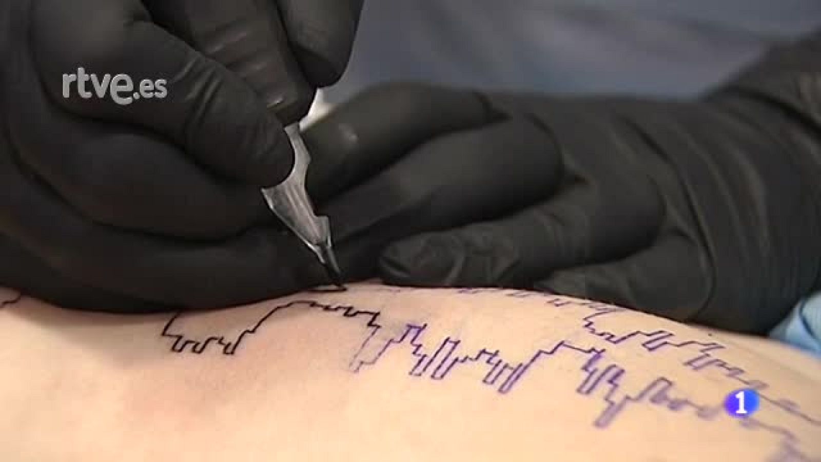 Tatuajes sonoros, una técnica de EE.UU. que se ya se aplica en Algeciras | Ver
