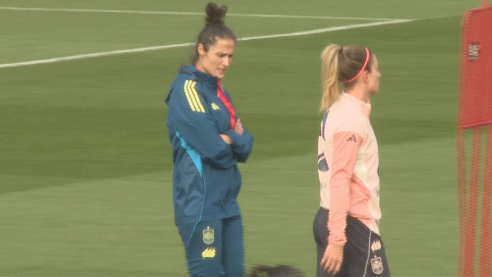 La selección femenina empieza a preparar los partidos con Portugal | Ver