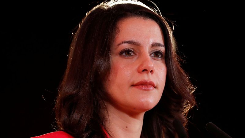 Ciudadanos inicia contactos con otros partidos para componer la Mesa del Parlament