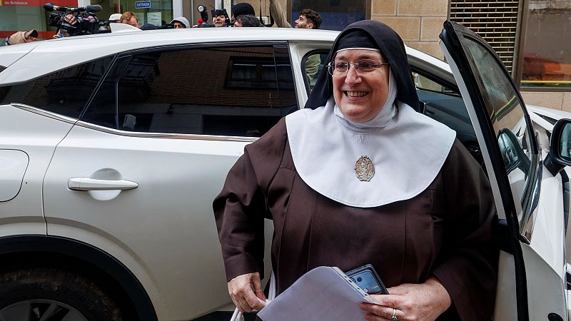 La exabadesa de Belorado defiende la legalidad de la venta de casi dos kilos de oro por 130.000 euros