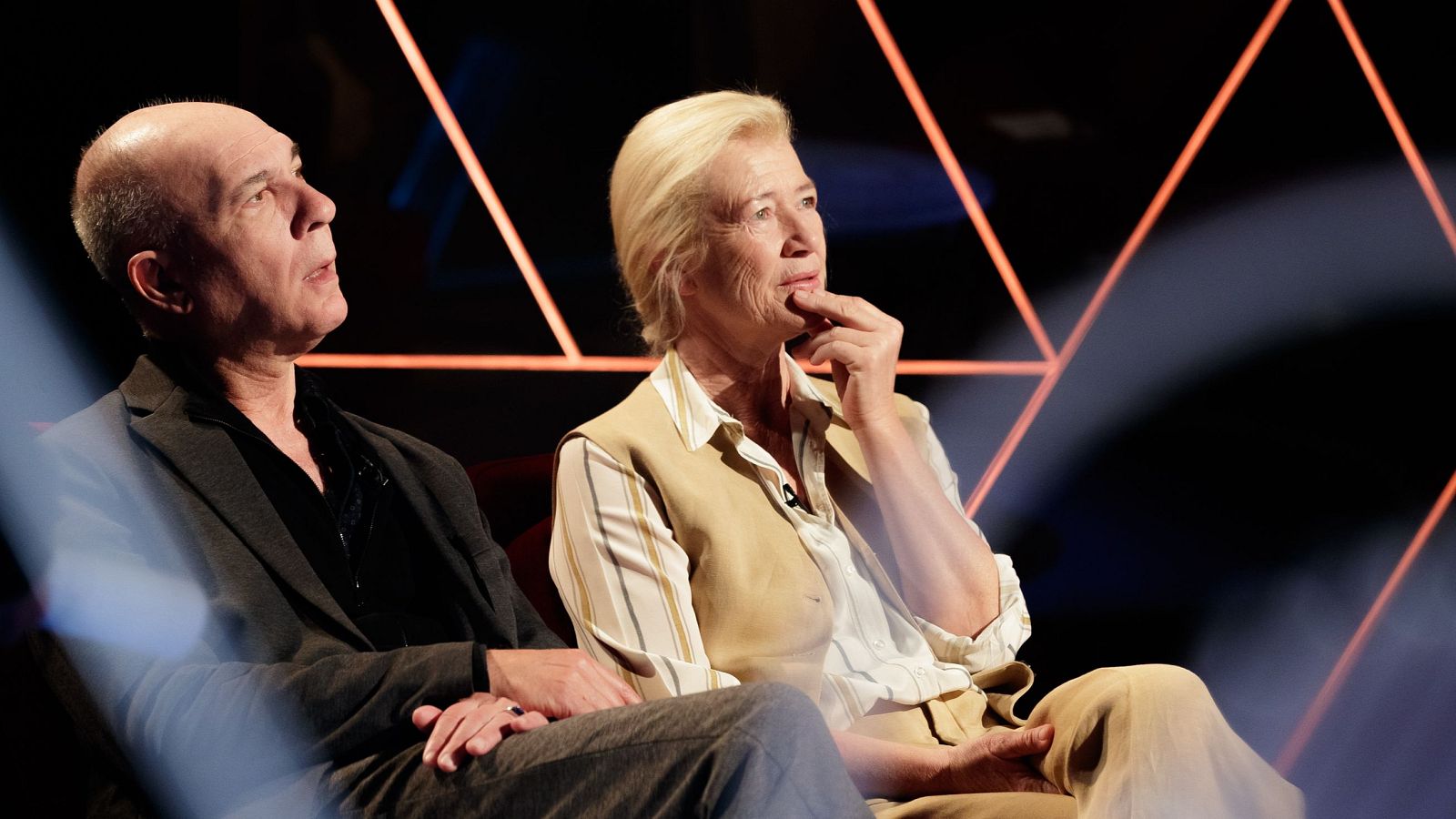 Entrevista a Ana Duato y Darío Grandinetti - Atención Obras - Atención obras | Ver