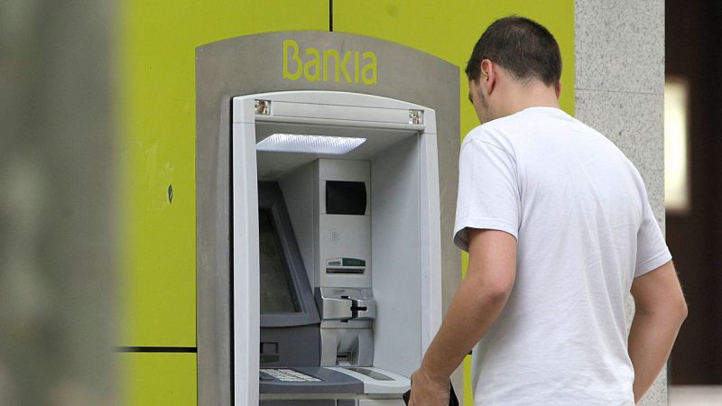 Bankia cerrará 99 oficinas en 2018 por la fusión con BMN
