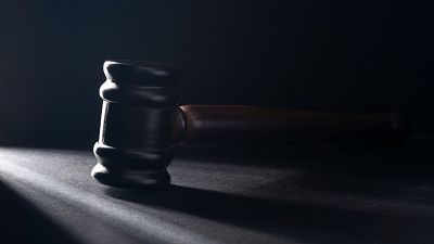 Reportajes 5 continentes - Demandas SLAPP: el arma de políticos y empresas para silenciar a sus críticos - Escuchar ahora