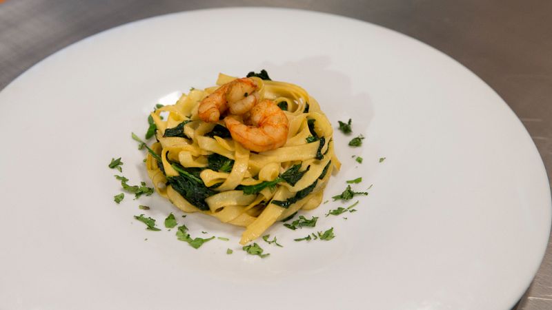 Receta de espinacas pasta y gambas de Diego