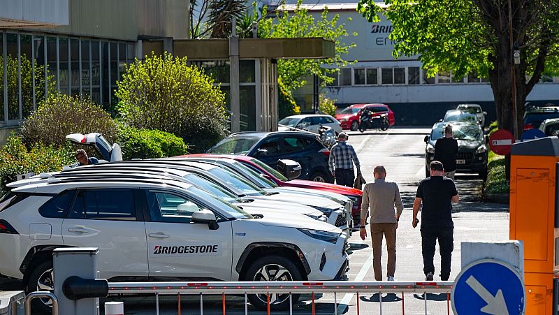 La huelga paraliza la produccin en la planta de Bridgestone en Basauri (Bizkaia)