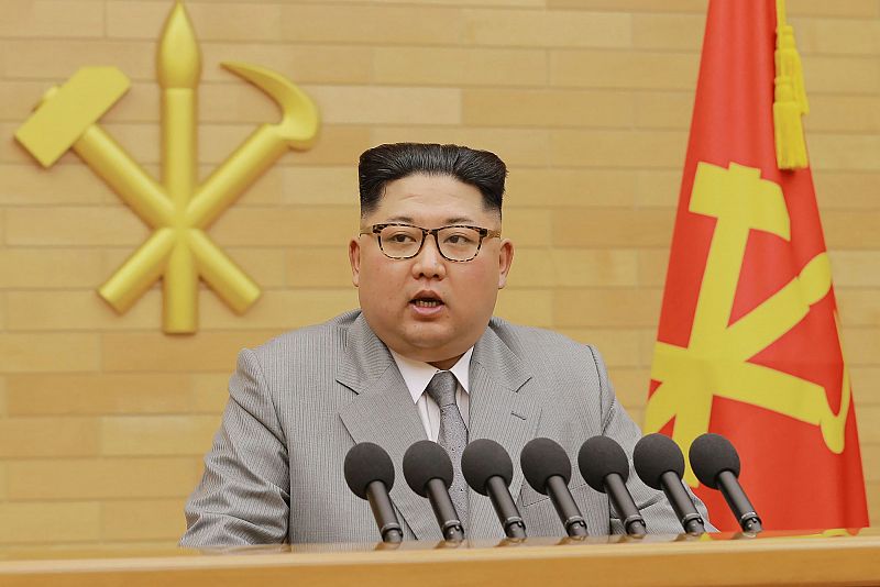 Kim Jong-un advierte a Washington: "El botón nuclear está sobre mi mesa"