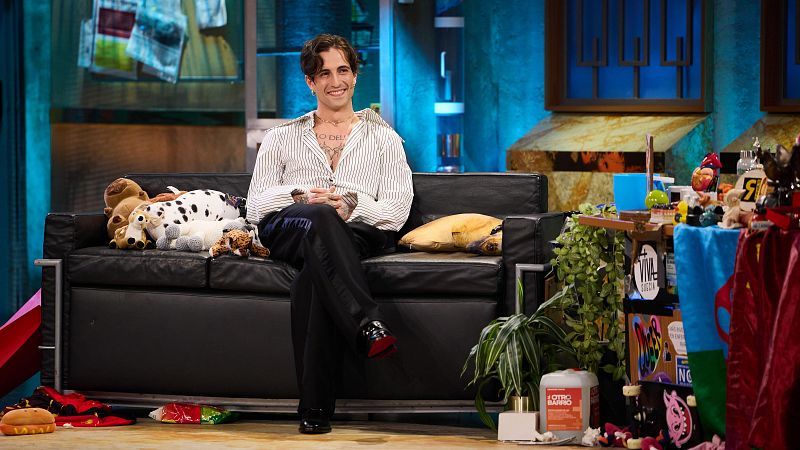 Damiano David conquista por primera vez la televisión en España con su canción “Born with a Broken Heart”