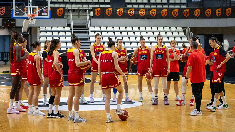 Hora y dónde ver en TV los partidos de España y otras selecciones en el Eurobasket femenino 2025