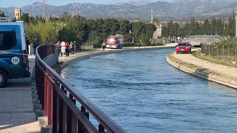 Una nena morta i un nen ferit molt greu per la caiguda d'un cotxe al canal de Roquetes