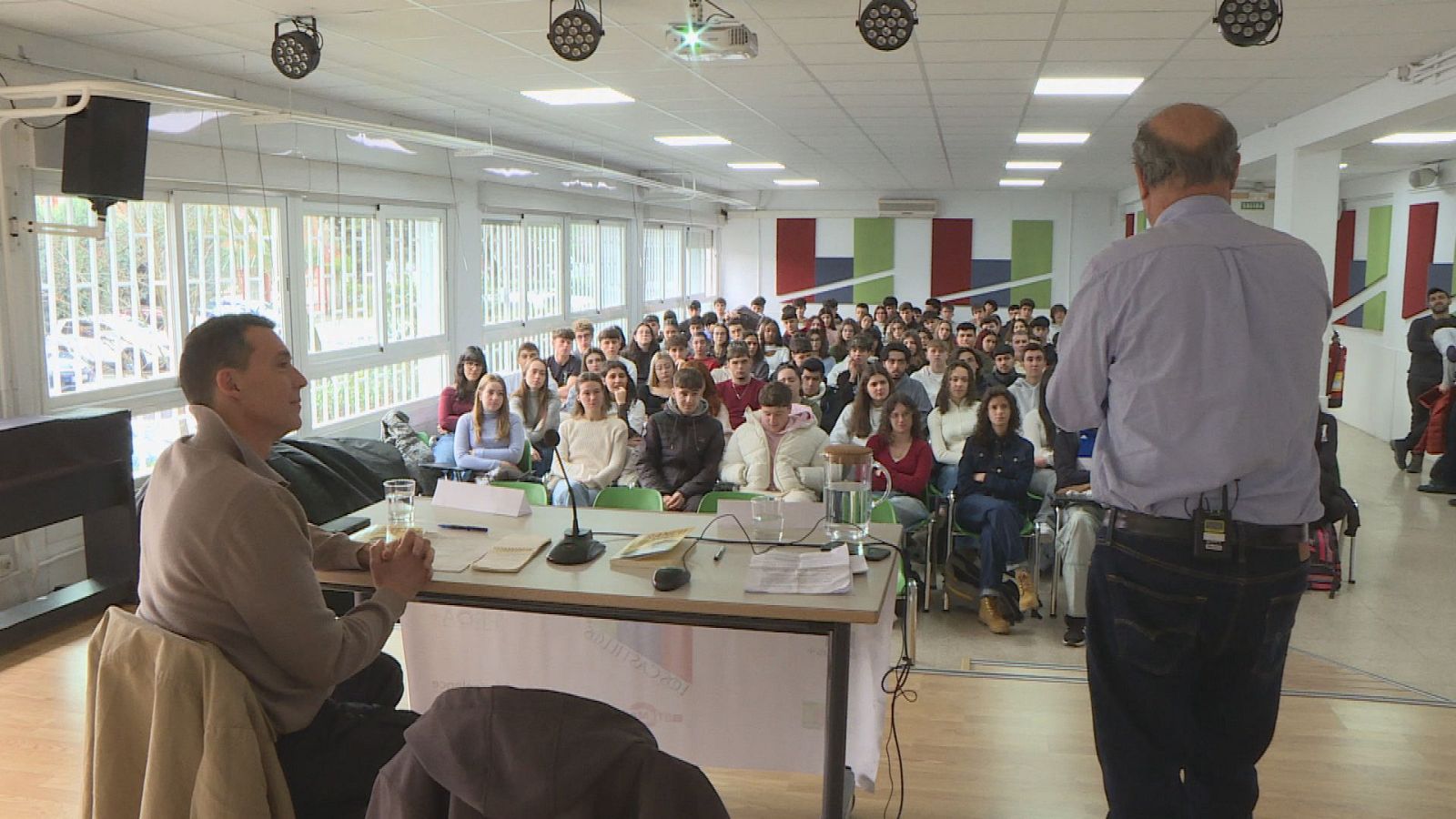 Comando actualidad - Franco y los jóvenes - ver ahora
