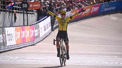 Ferrand Prvot completa la gesta, ejerce de profeta en su tierra y vence en Pars - Roubaix en su regreso a la ruta