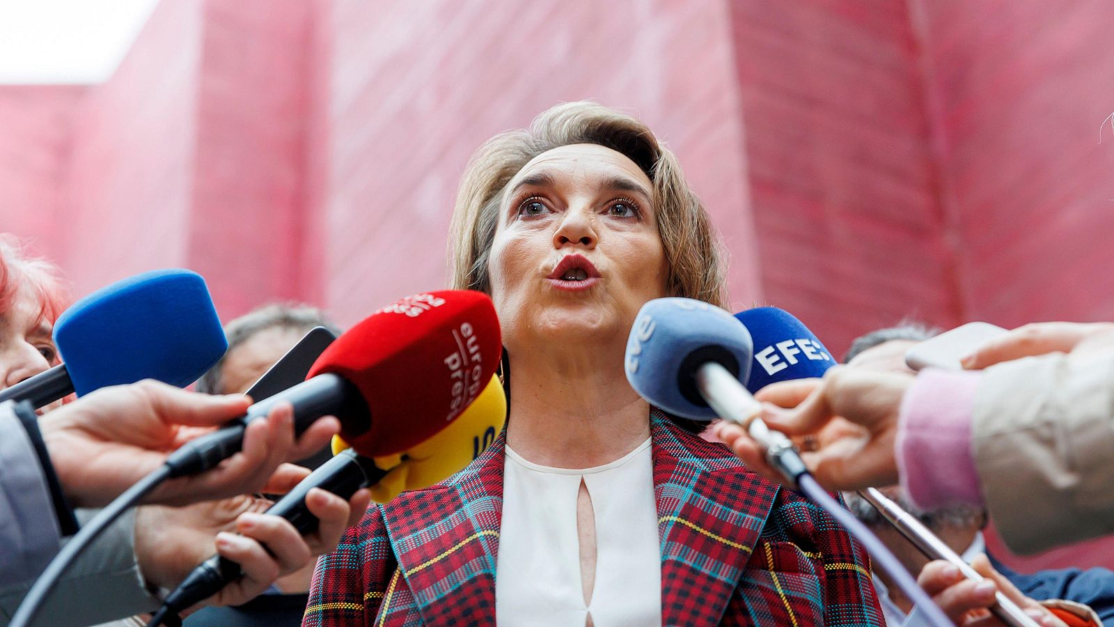 Gamarra critica el viaje de Sánchez a China - Fin de semana 24h | Ver