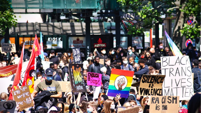 ¿Cuál es el origen del término 'woke'?