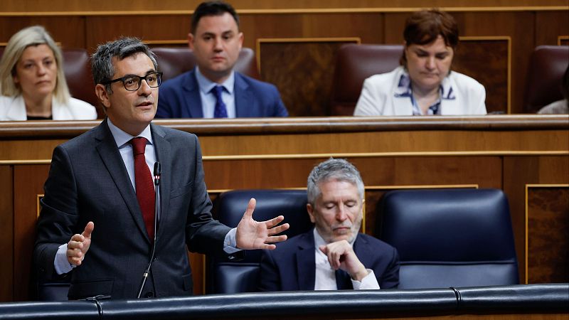 Bolaños señala ante el juez Peinado que la asesora de Begoña Gómez fue contratada de forma legal y niega su intervención