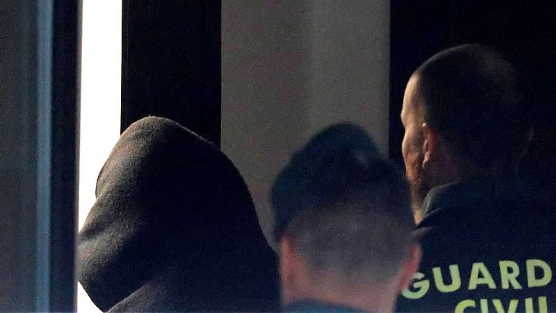 'El Chicle' se niega a declarar y su mujer queda libre sin medidas cautelares