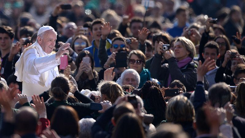 Especial Telediario por la muerte del papa Francisco, en directo