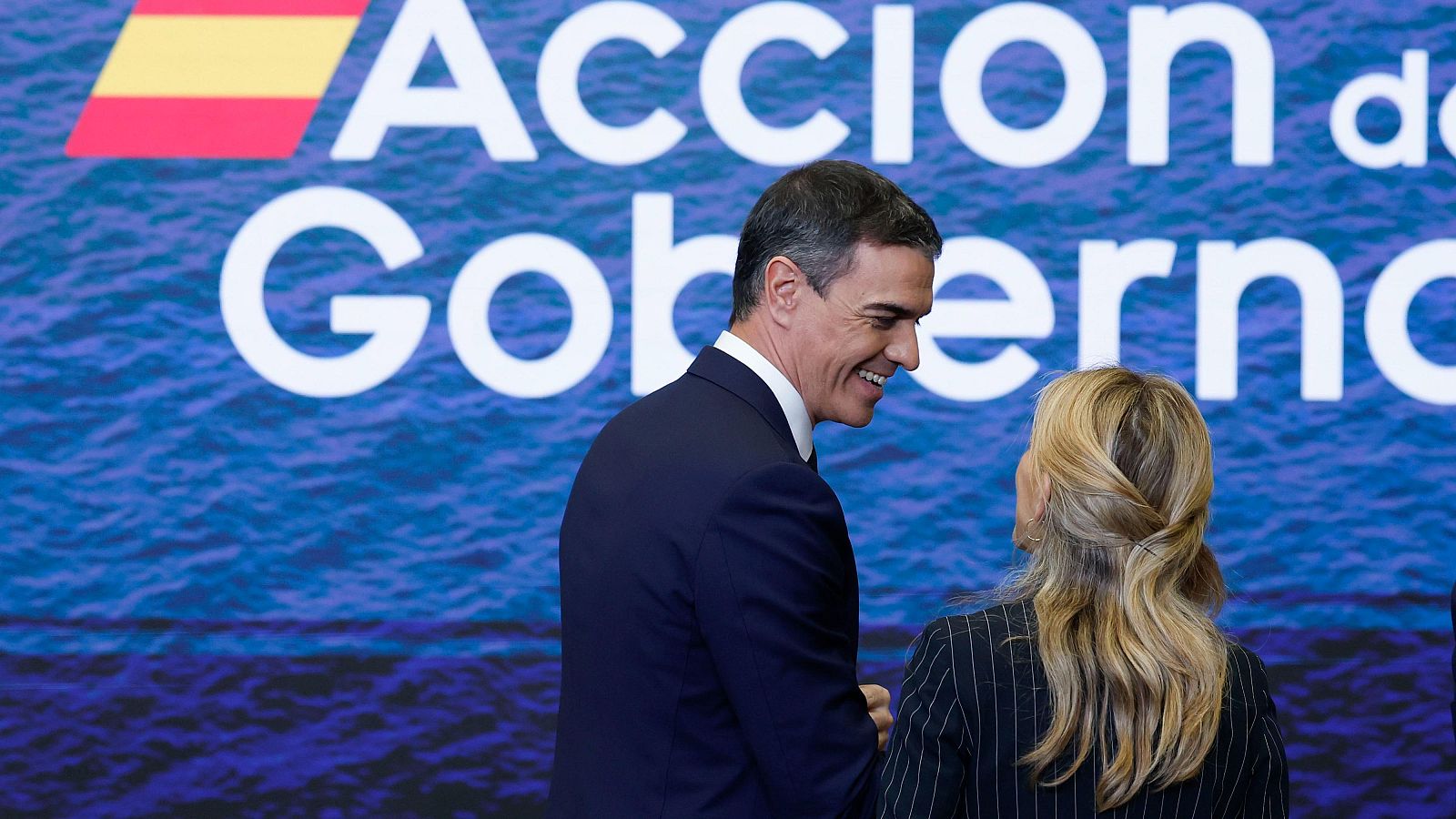 Sumar rechaza el aumento del gasto en defensa anunciado por Sánchez - Telediario 1 | Ver