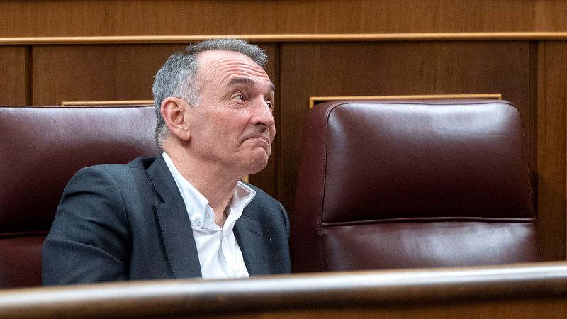 Santiago (IU) reclama al PSOE que anule el contrato de armas con Israel: "No contemplamos que no se dé marcha atrás"