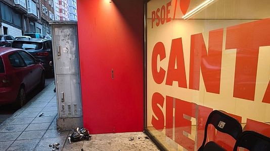 Un encapuchado ataca con explosivos caseros la sede del PSOE de Cantabria