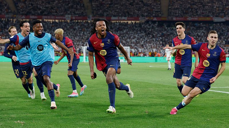 Koundé, héroe inesperado de un Barça que lo quiere "ganar todo"