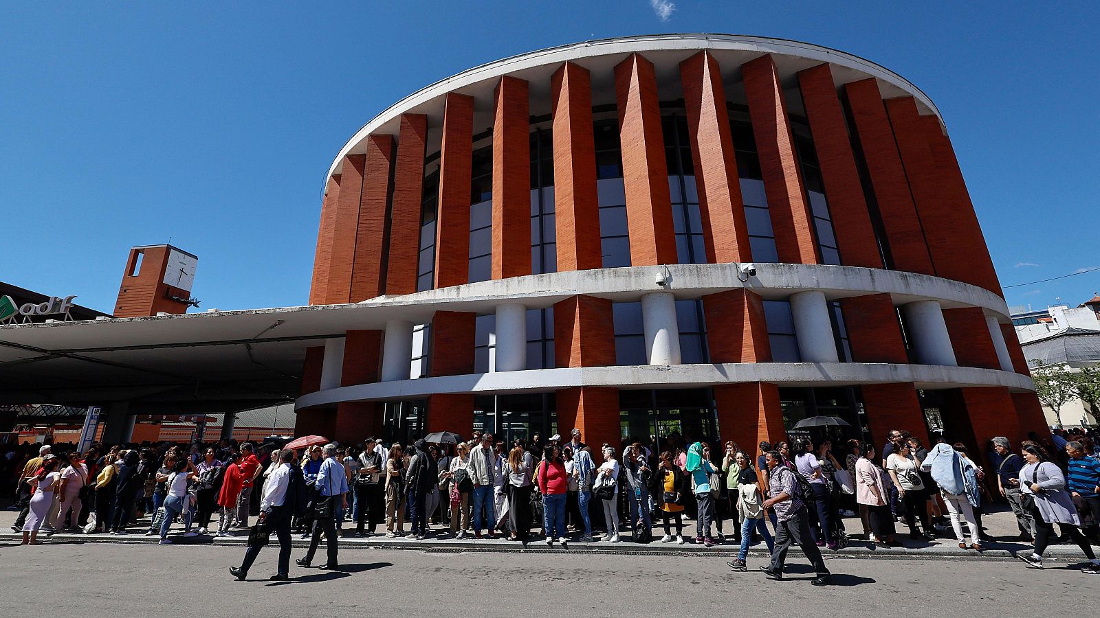 Portugal, colapsado por el "gran apagón" | Ver