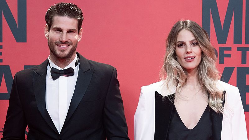 Cesc Escolá y Marta Verona, novios dentro y fuera de 'La Familia de la Tele': su historia de amor