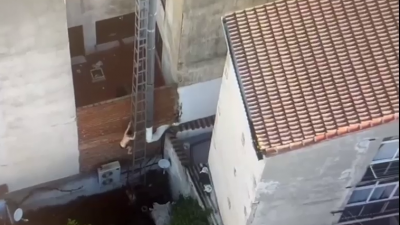 Detenido un agresor de VioGén que intentó huir de los agentes saltando por los tejados en un pueblo de Ávila