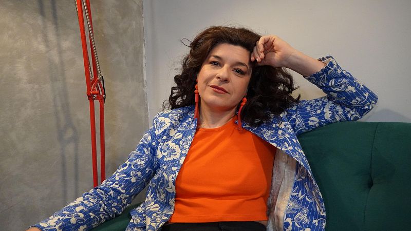 "Nos multaban por besarnos": 'Las abogadas & compañía' revive la represión franquista en su primer capítulo