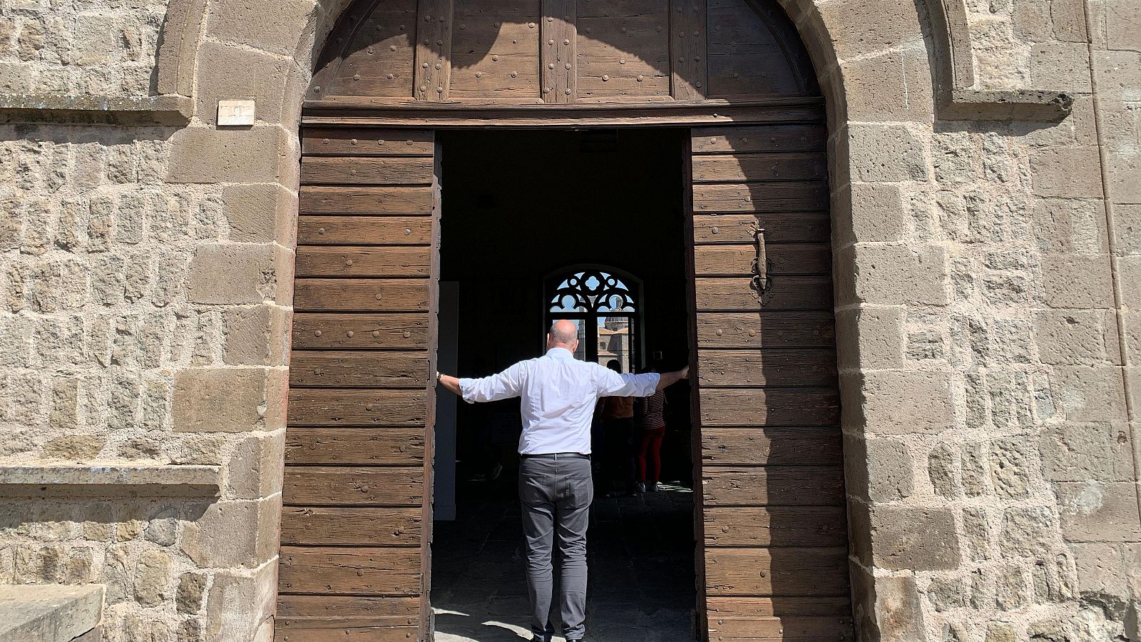 La elección de Gregorio X, el cónclave de los mil días | Ver