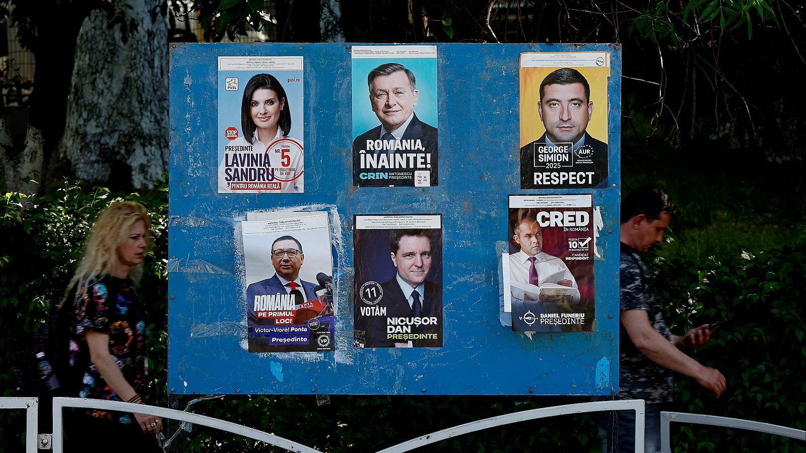 Rumanía encara la primera vuelta de las elecciones presidenciales anuladas por el Constitucional en noviembre | Ver