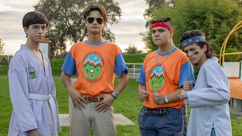 As es 'Voy a pasrmelo mejor': vuelven los 90, las pandillas y el cine musical