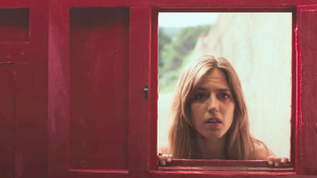 Marina Salas interpreta a una joven que lidia con la prdida de su madre en 'Tambin esto pasar'.